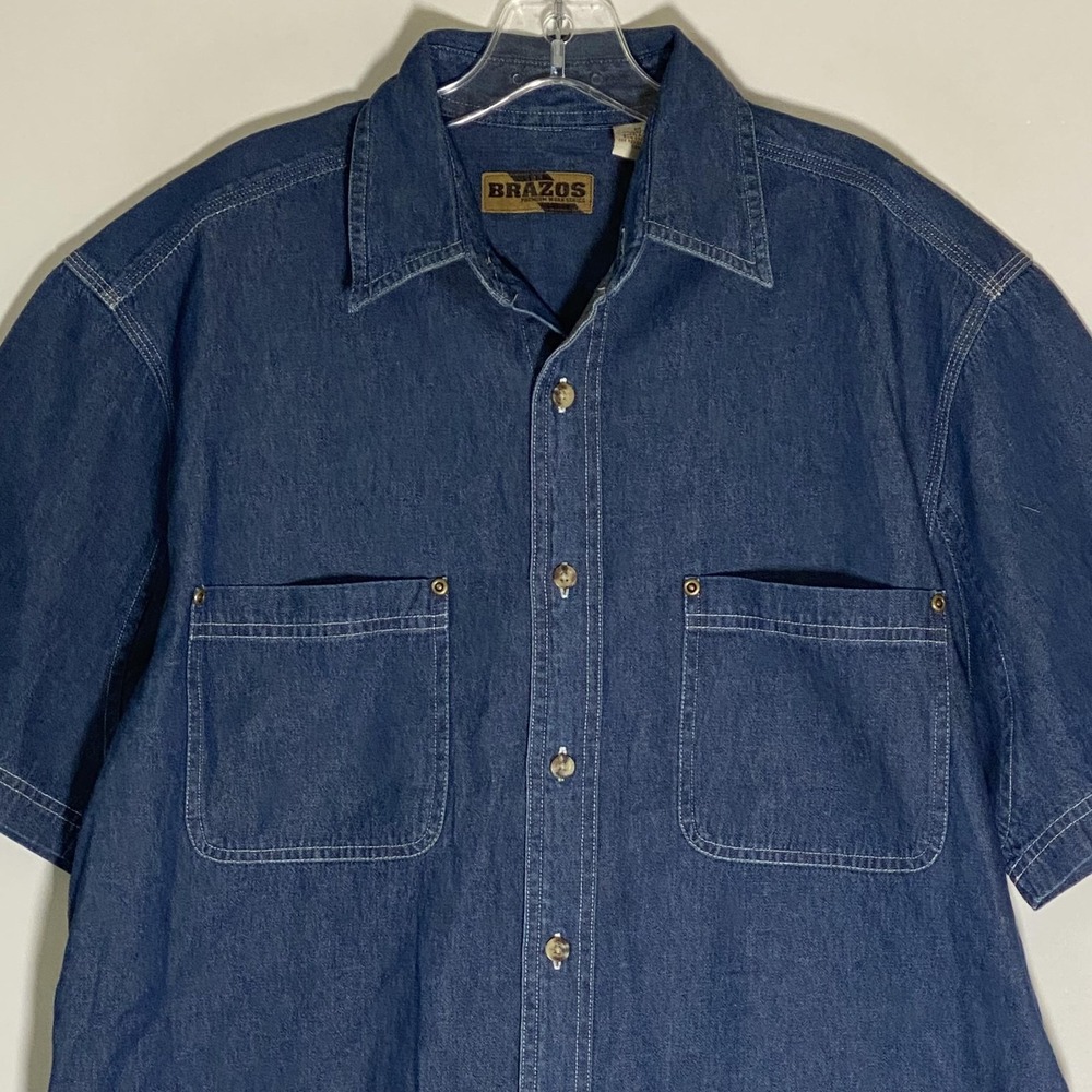 Brazos Shirt Mens Medium Blue Denim Short Sleeve Button Up Workwear Pockets - Picture 2 of 16